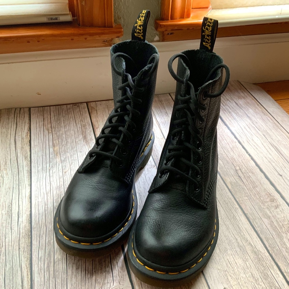 Dr. Martens Women’s EU 37